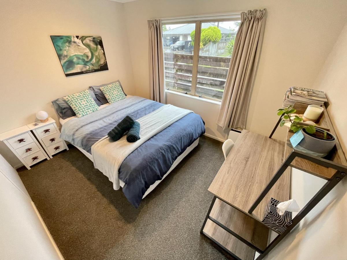 Papamoa Two Rooms & Kitchenette - Dogs Welcome Экстерьер фото